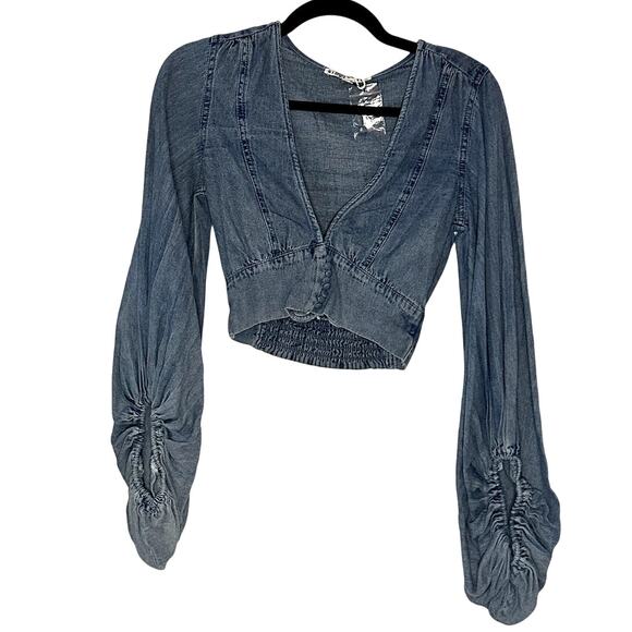 Signature 8 – Cropped Denim Long Sleeve Top – Small - Picture 1 of 5